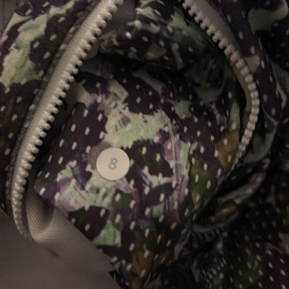 LULULEMON Define Jacket Floral Sport White Multi size 8 / Pristine - Picture 4 of 4